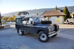 Une des Land-Rover ayant assurée notre transport de la gare au musée.